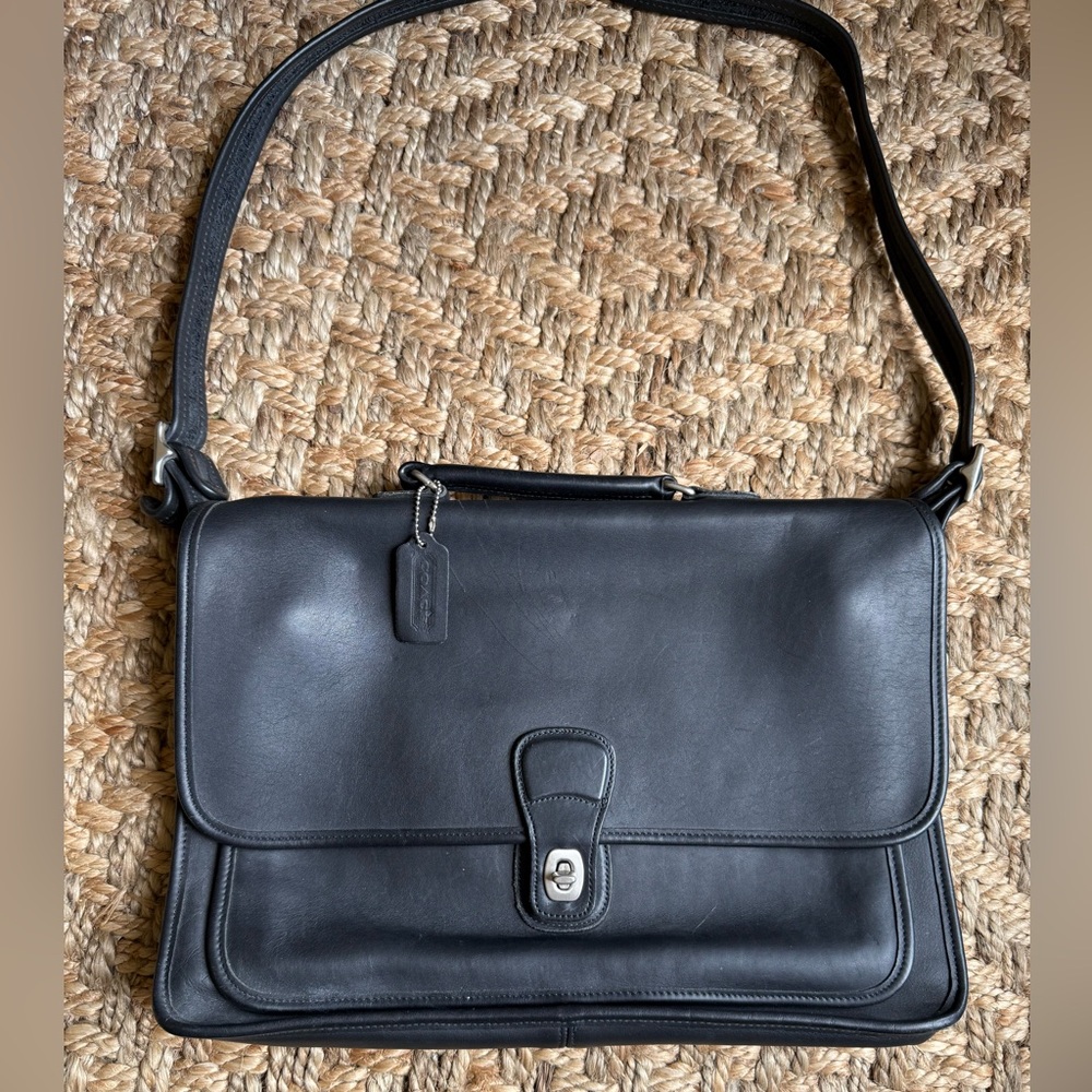 Gorgeous Black Leather Coach Unisex Professional Bag